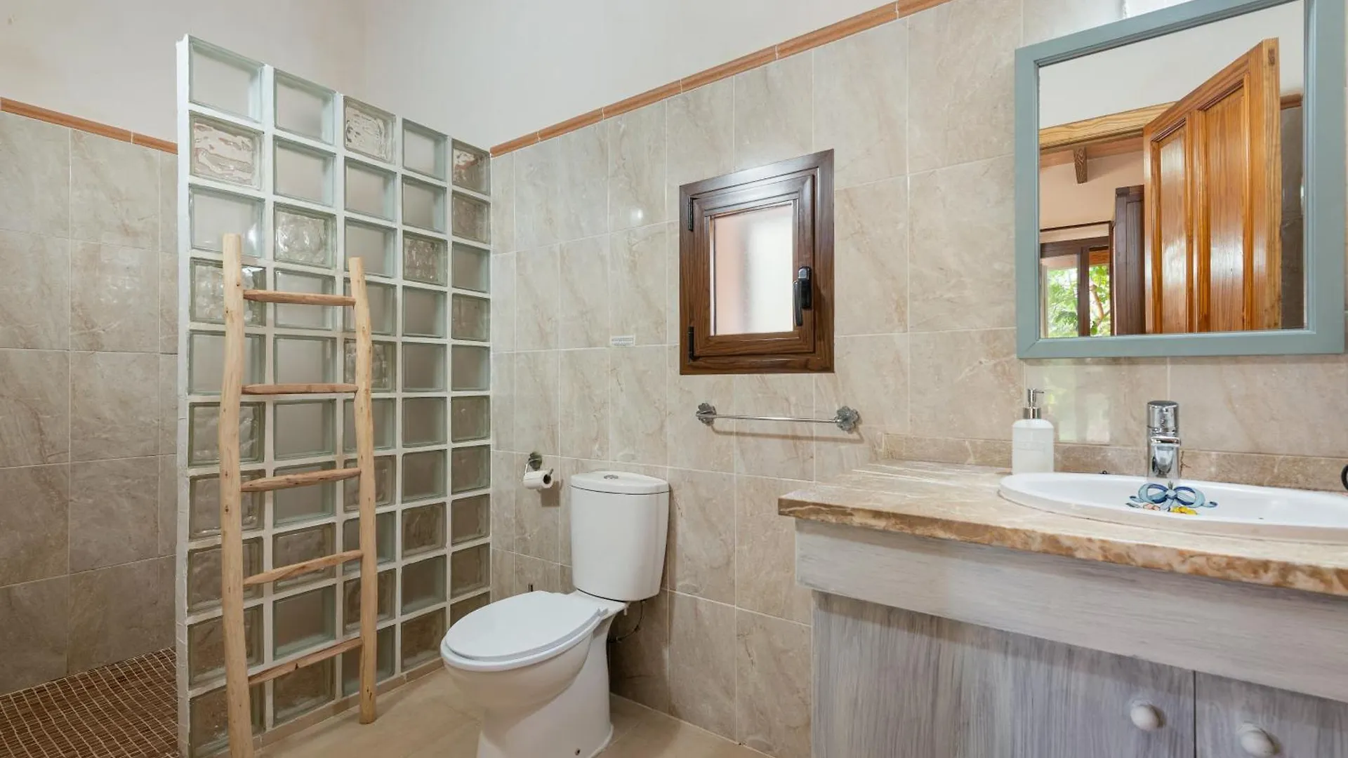 New!Villa Espiga Portocolom  0*, Portocolom (Mallorca) Spain